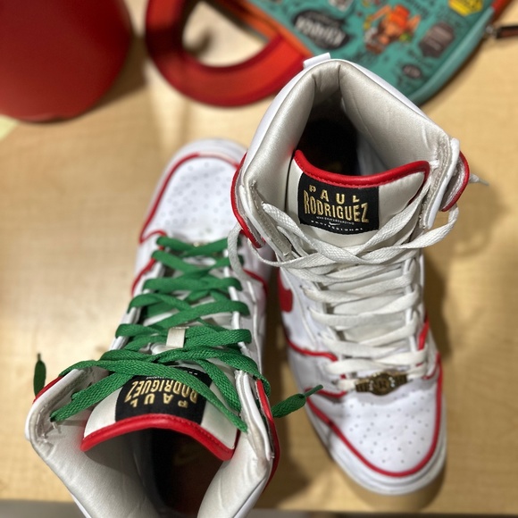 what the sb dunks high